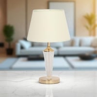 ابجورة طاولة كريستال بقاعدة ذهبية