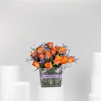 فازة الورد البرتقالي