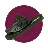 حذاء شرقي سادة