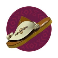 حذاء شرقي مطرز