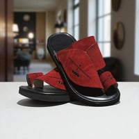 حذاء شرقي مطرز