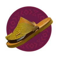 حذاء شرقي سادة