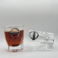 6 بيالات شاي (نيسان شعار حديث)