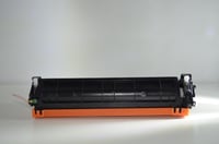 حبر طابعه ليزر اصفر ,للطابعات اتش بي موديل CF402A/...