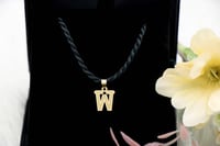 حرف W ذهب (P1011)