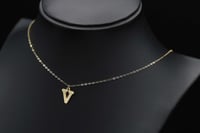 عقد حرف ذهب (N1103)