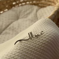 بروش اطفال مخصص بالاسم حسب الطلب