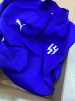 بلوفر بتصميم نادي الهلال