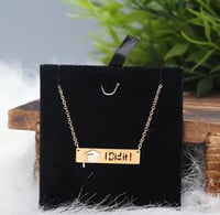 هدايا تخرج سلاسل مطليه بالذهب خصم خاص للكميات