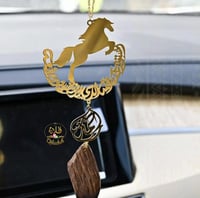 تعليقة سياره شكل الحصان