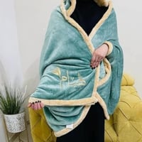 شال نسائي شتوي بالاسم حسب الطلب عدة الوان