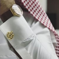 كبك مبطن بالاسم ذهبي