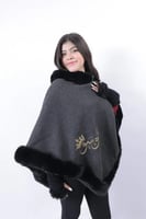 شال نسائي بالاسم اطراف فرو الوان عدة