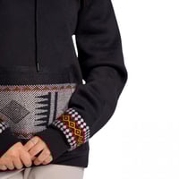 هودي بتصميم السدو التراثي