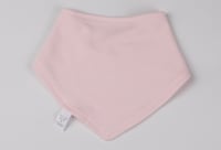 هديه طقم مكون من ( بربتوز - قبعه - مريله)