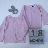 بلوفر من الصوف المحبوك