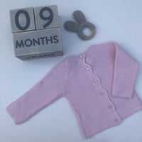 بلوفر من الصوف المحبوك