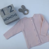 بلوفر من الصوف المحبوك