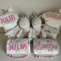 بكج هديه من بطانيه وفوطه ودميه