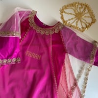 جلابيه تفته مع تور تطريز مقاس 4 سنوات