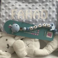 بوكس هديه كرتوني مع بطانيه بالاسم ودميه