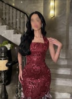 فستان ورد شك يدوي