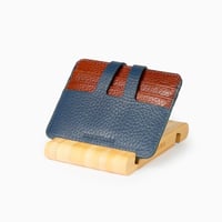 محفظة نقود من الجلد الطبيعي بمظهر أنيق