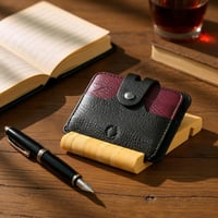 محفظة نقود من الجلد الطبيعي بمظهر أنيق