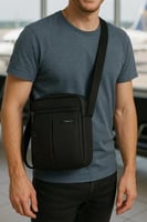 شنطة كتف مصنوعة من القماش بتصميم طولي