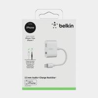محول Belkin Lightning مع شاحن ومدخل صوت