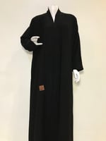 عباية نقش هندسي ناعم