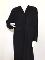 عباية عملية بجيوب أمامية