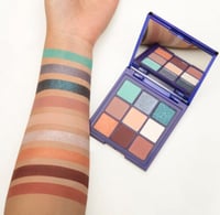 باليت ظلال العيون بـ 9 الوان من بلوفير