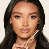 شارلوت تلبوري كونسيلر بيوتيفل سكين راديانت درجة 11