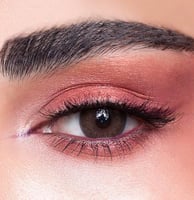 عدسات زينب العلوان من امارا تان