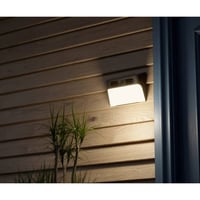 يوفي - كاميرا حائط بالطاقة الشمسية S120