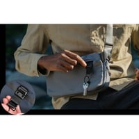 يونيك - شنطة كروس بودي مقاومة للماء Denver -اسود