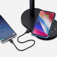 موماكس - إضاءة مكتبية مع شاحن لاسلكي و منفذ يو اس...