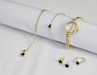 طقم بناتي أنيق