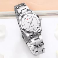 ساعة اولاد ضد الماء