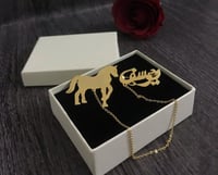 بروشات أطفال مطليه بالذهب