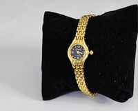 ساعة بنات أطفال