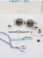 طقم أطفال أنيق بلون السماوي الفاتح