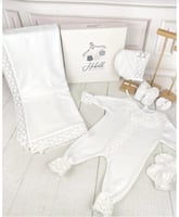 طقم إستقبال للمستشفى