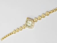 ساعة أطفال بتصميم شبيه فان كليف