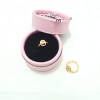 خاتم اطفال مطلي بالذهب