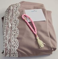 شرشف بناتي وسبحة