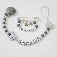 تعليقة لهايه مع بروش