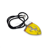 ميداليه و تعليقة مرآة فراري