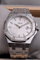 ساعة رجالية بلون فضي